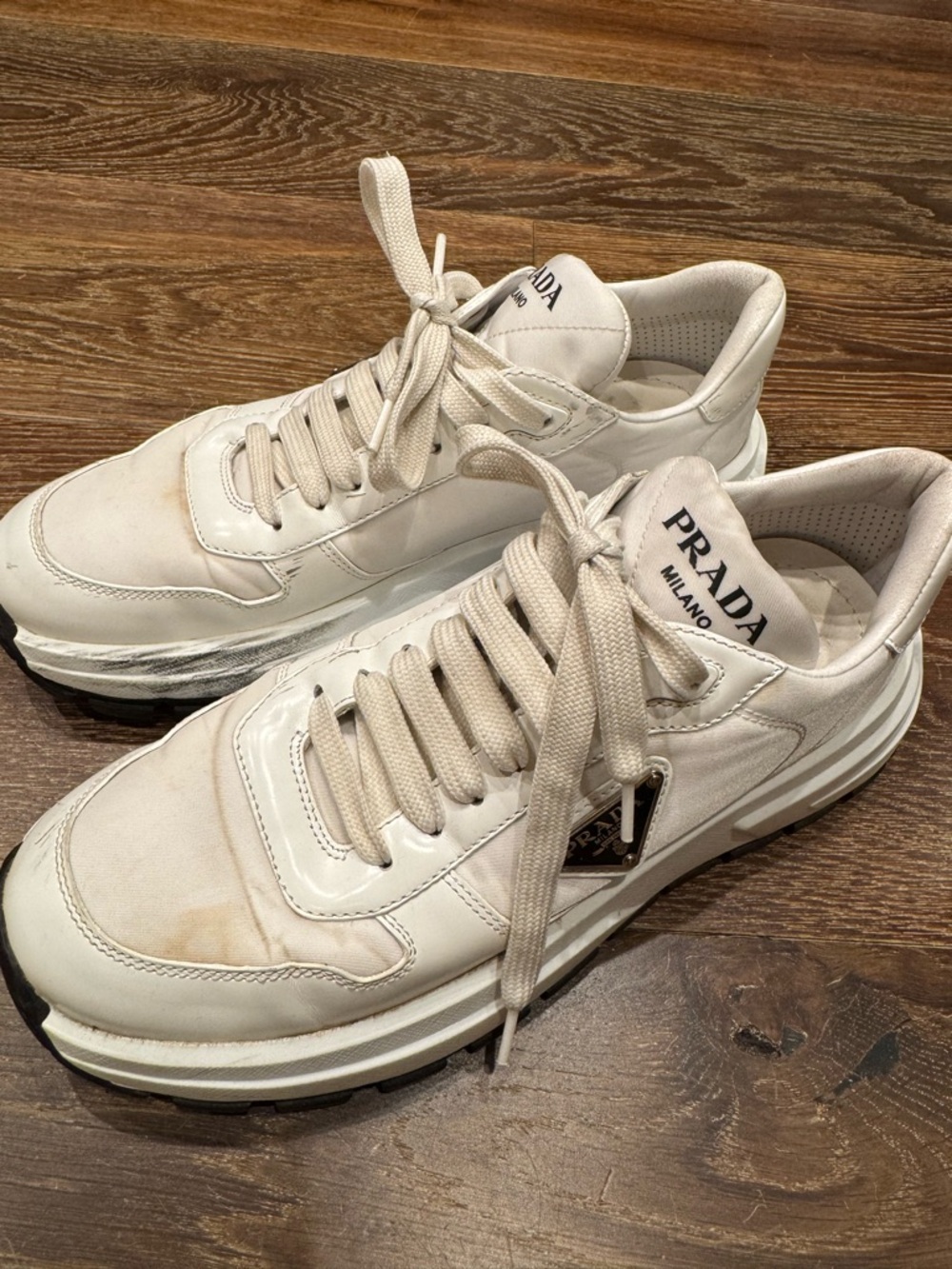 Prada White woman or men’s Low-Top Leather Sneakers
